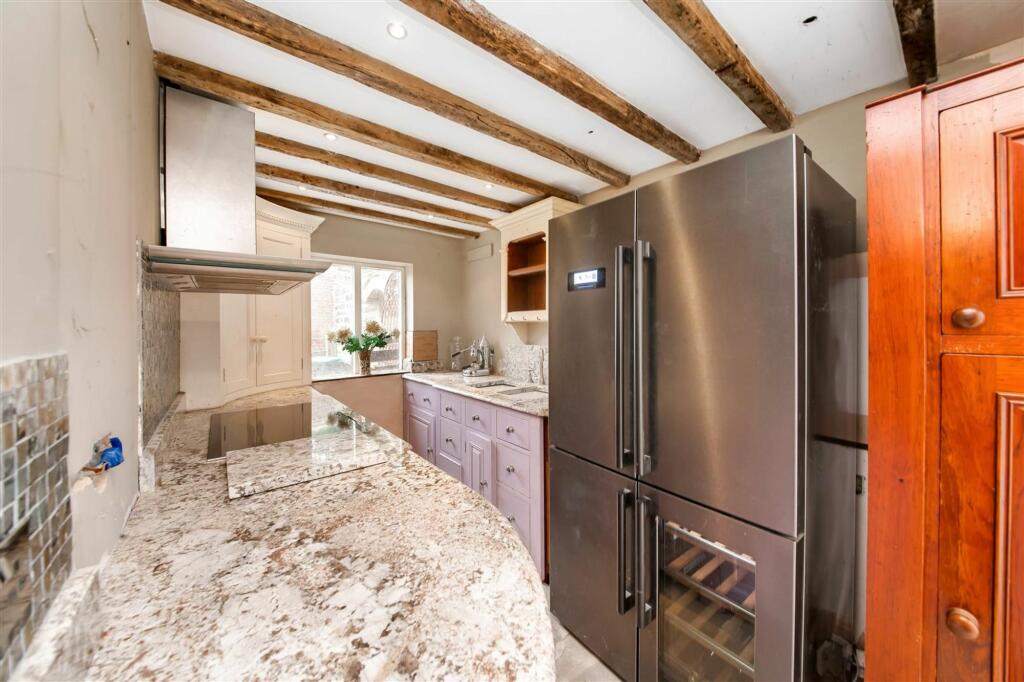 BREAKFAST KITCHEN