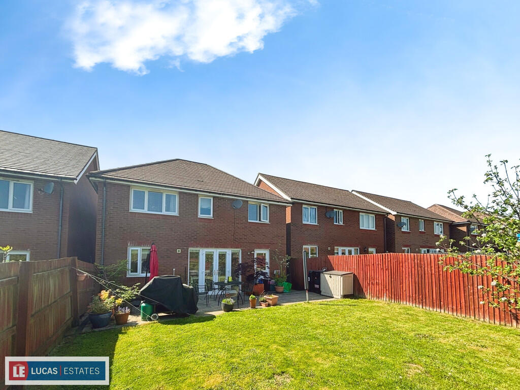 b5bcc298-54-49E7-...