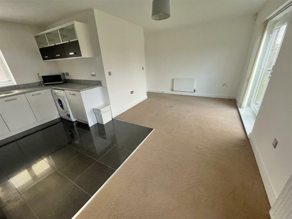 Lounge and Dining Kitchen