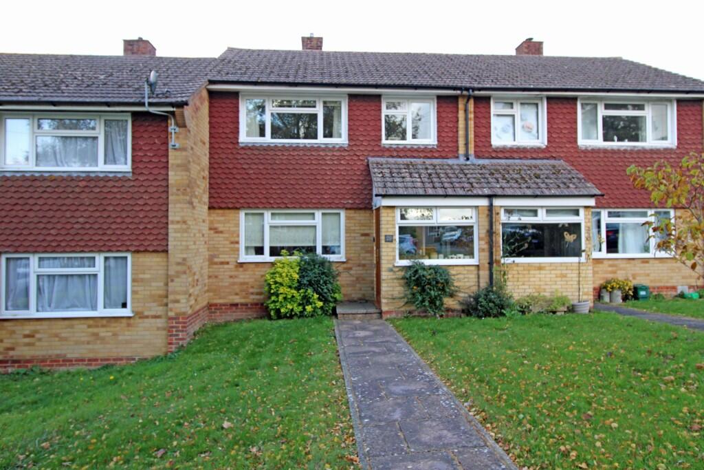 Woodlands, Overton, RG25