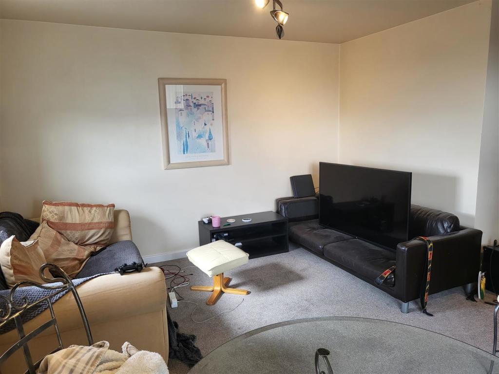 Lounge.jpg