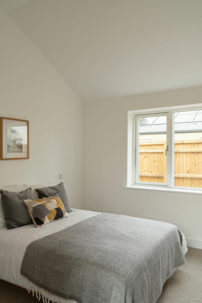 241344 - H03-THORNBOROUGH-PARK-116.jpg