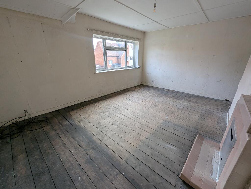 1000032899 T202509261631.jpg