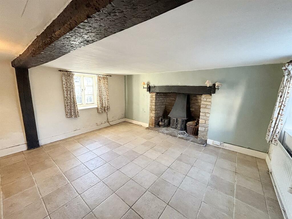 Living room.jpg