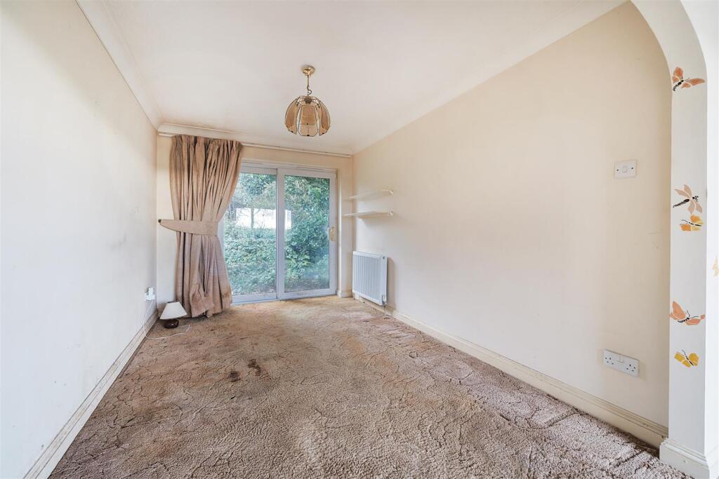 New Meadow Dining.jpg