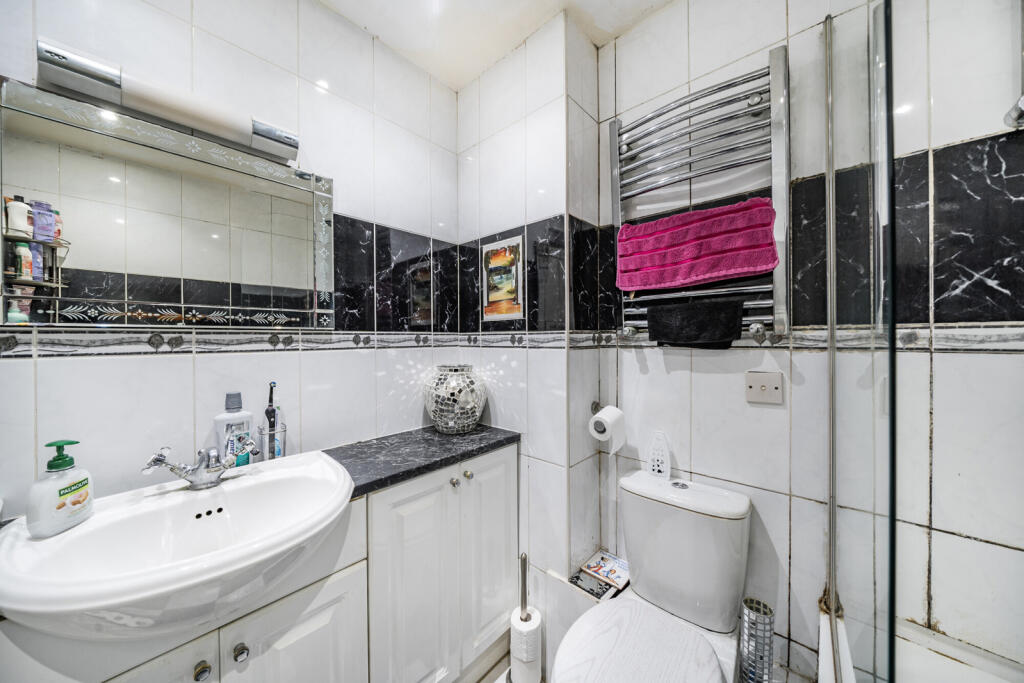 1359292-5-68d5717...