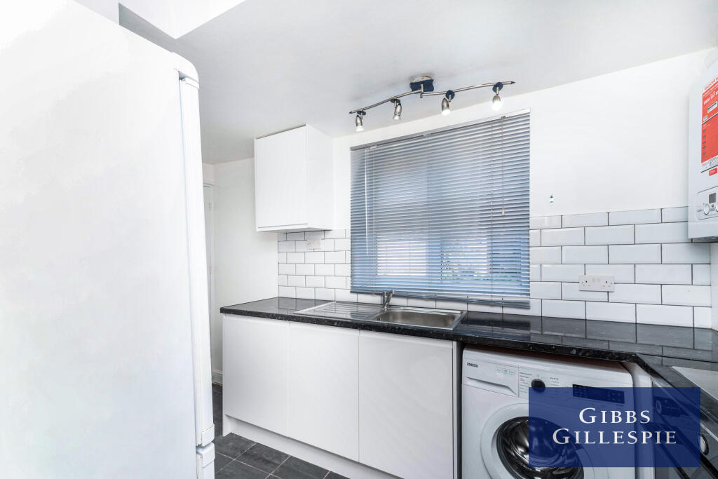 4 Kitchen