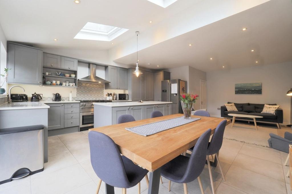 Kitchen/Family Room