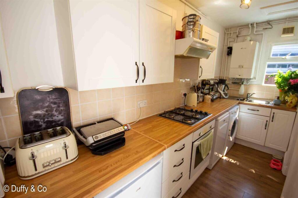 15BR25 (5 of 18).JPG