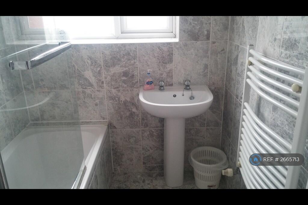 Upstairs Bathroom