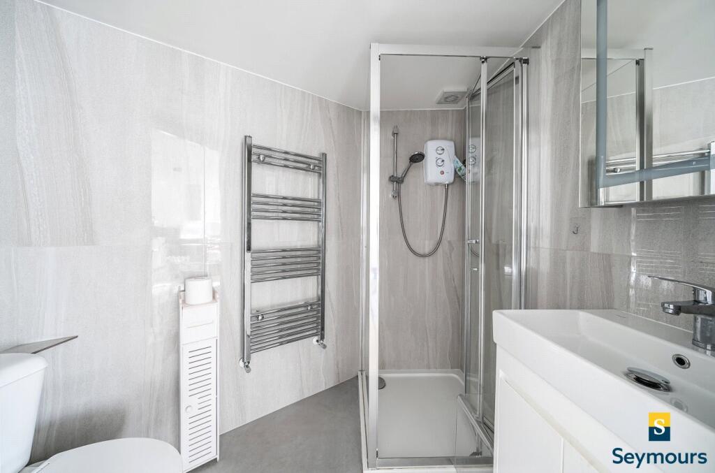 Annex Shower Room