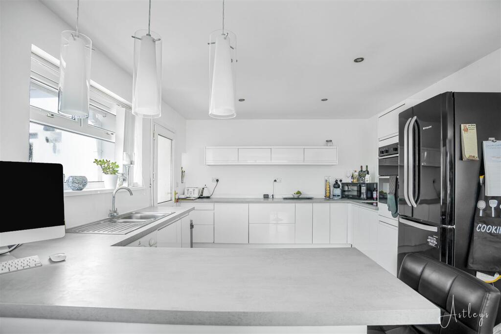 Kitchen/Living Room