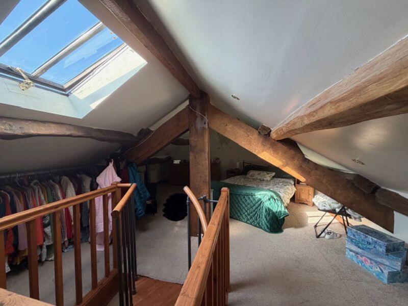Attic Room (Bedroom 6)