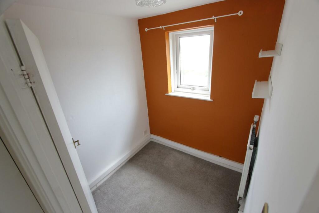 Bedroom 2.JPG