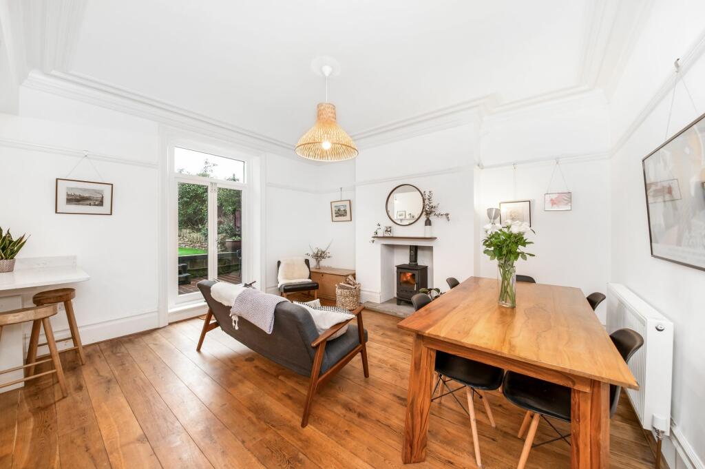 DINING LIVING KITCHEN