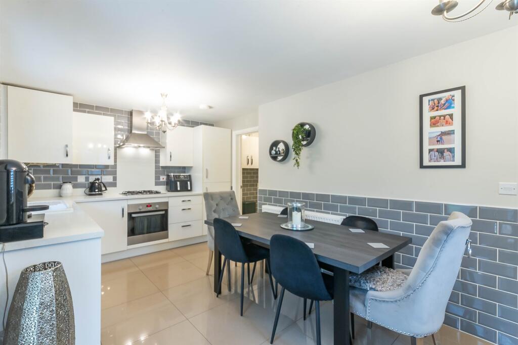 Kitchen Diner