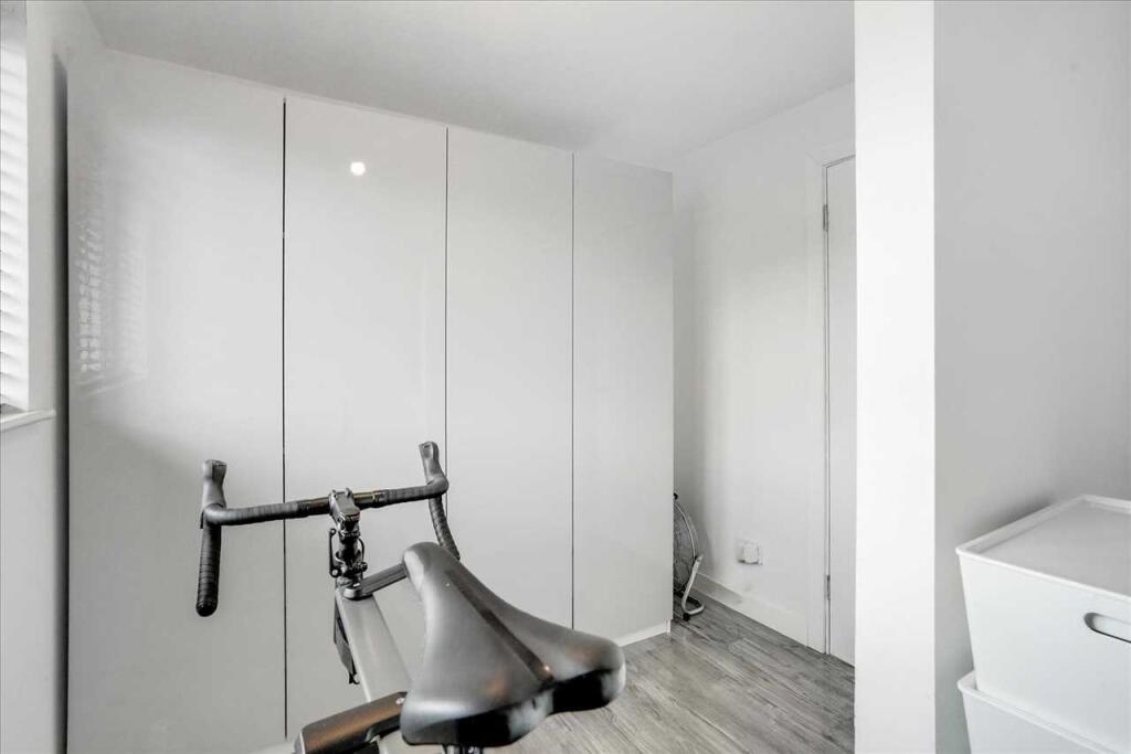 Bedroom Three (2)
