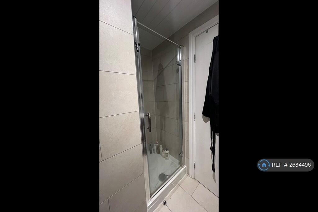 Ensuite Bathroom