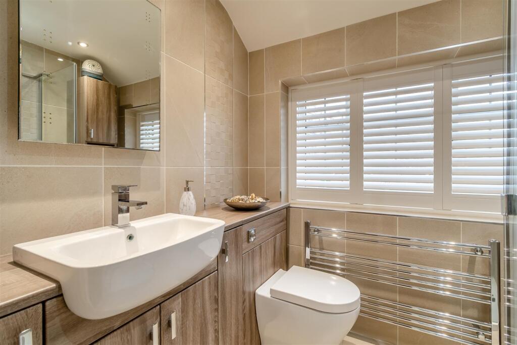 8635616-interior48.jpg