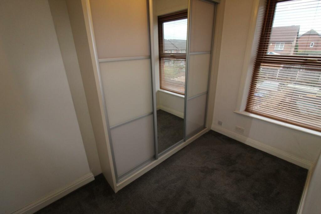 71 Longsight Rd