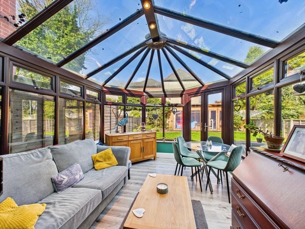 CAM05192G0-PR0041-STILL016