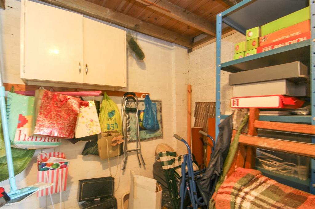 Store
