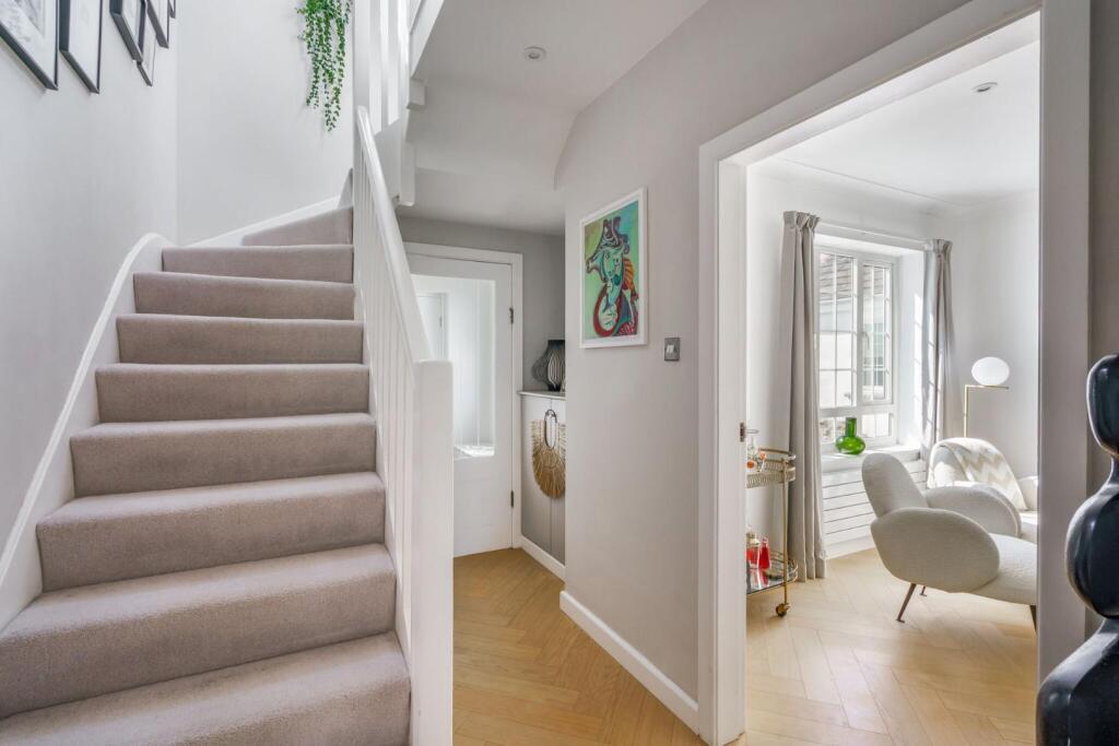 90206_48 Westgate Guiseley (13)_low.jpg