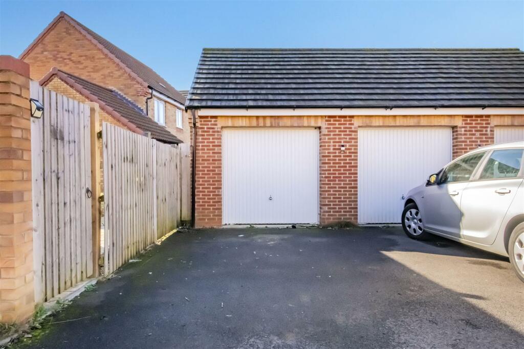 Home_15.JPG