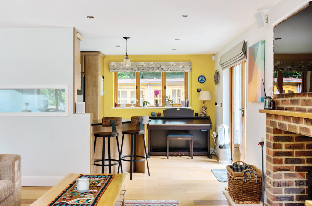 70a2d8fc-ed25-469...