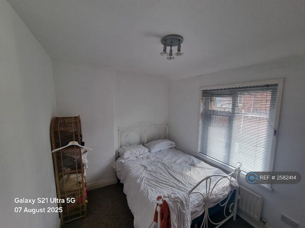 2nd Bedroom