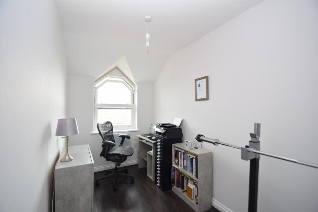 30 Upper Avenue, Eastbourne