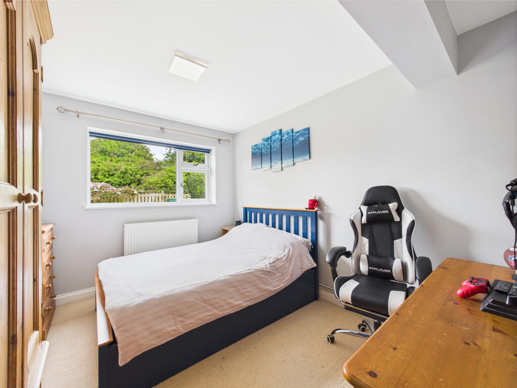 CAM01354G0-PR0491-STILL006