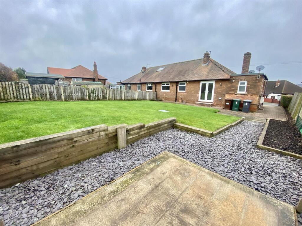 Bramleys Estate Agents - Hepworth Drive - Mirfield