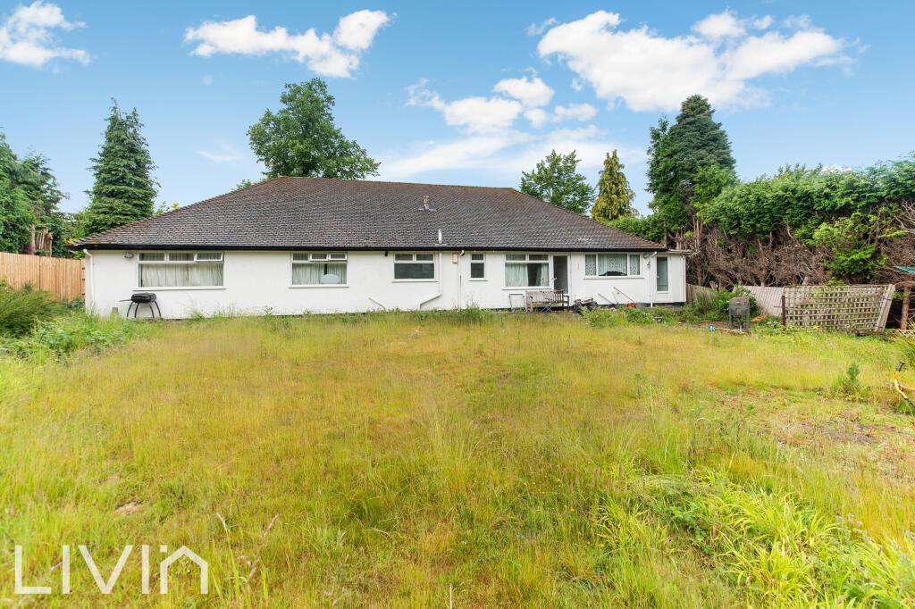 WOODCOTE PARK AVENUE,1A-36