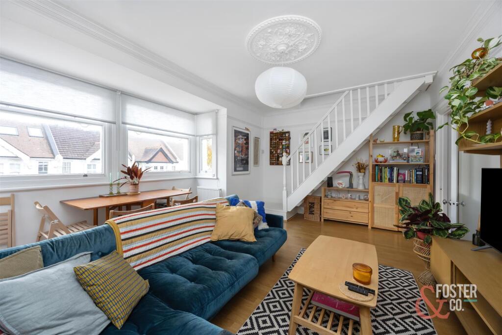 Lyndhurst Road, 31, First Floor Flat-004.jpg
