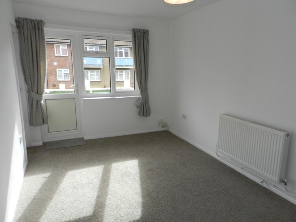 Dahlia Road, Kettering, Northamptonshire, NN16