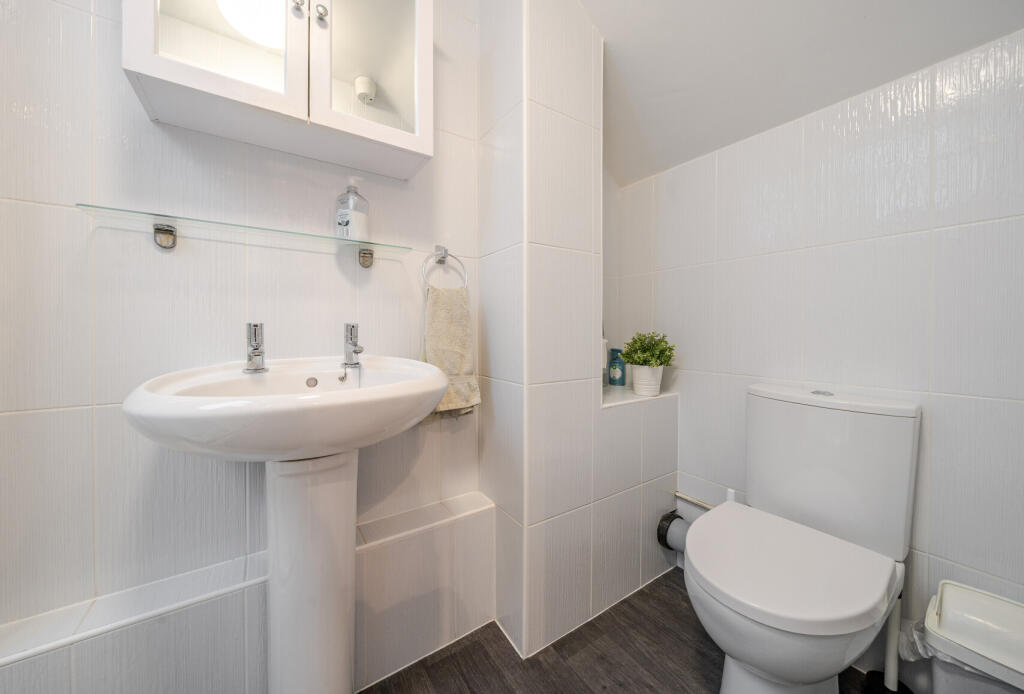 1386626-13-693ffb...