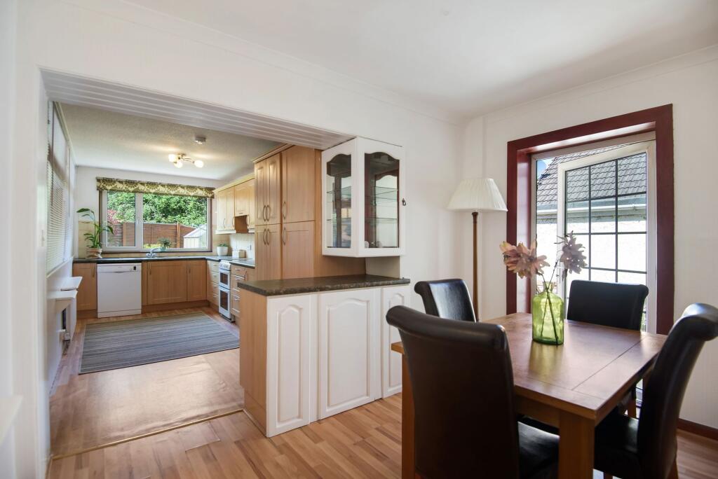 Kitchen/Dining