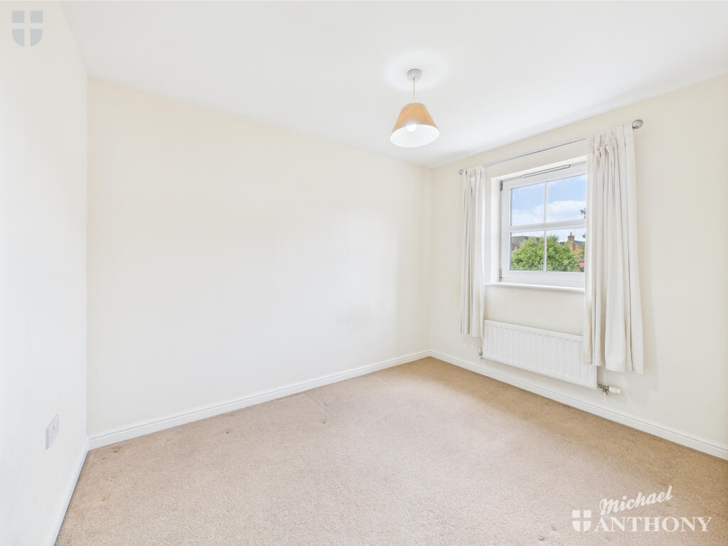 CAM03852G0-PR0293-STILL014