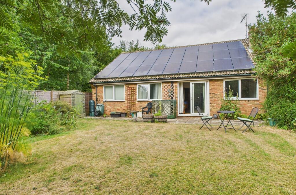 CAM02545G0-PR0445-STILL013