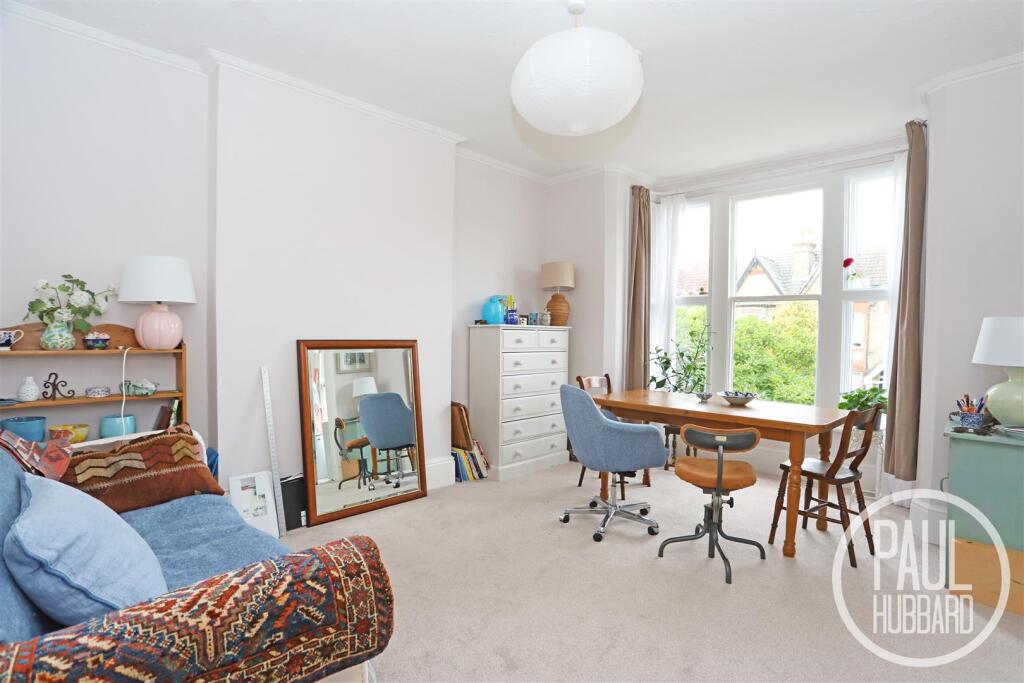 FLAT 2