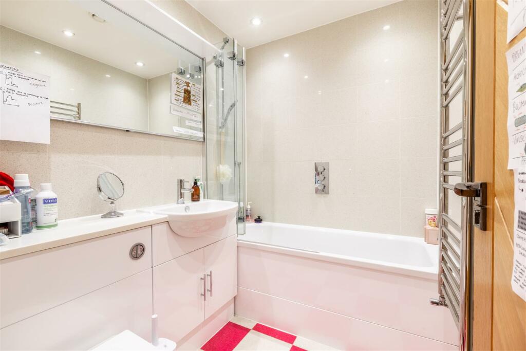 En suite