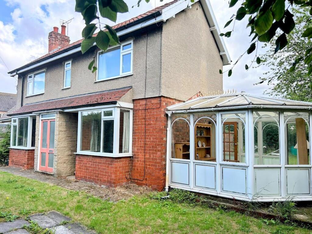 GARDENS TO REAR AND SIDE