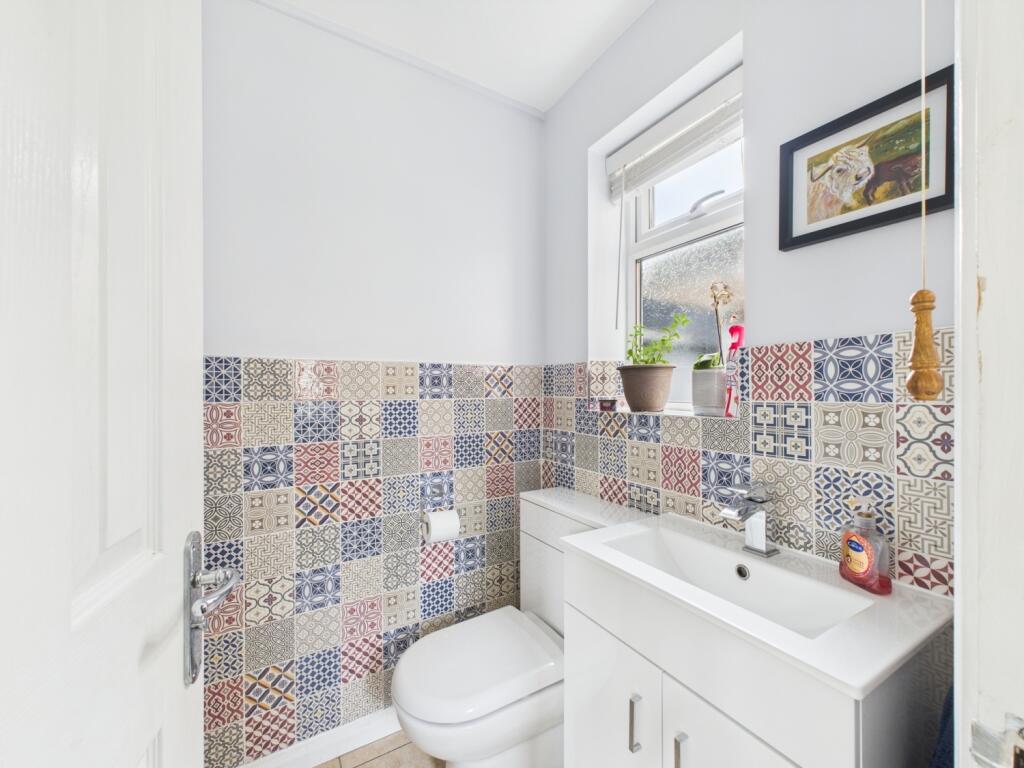 CAM03062G0-PR0130-STILL001