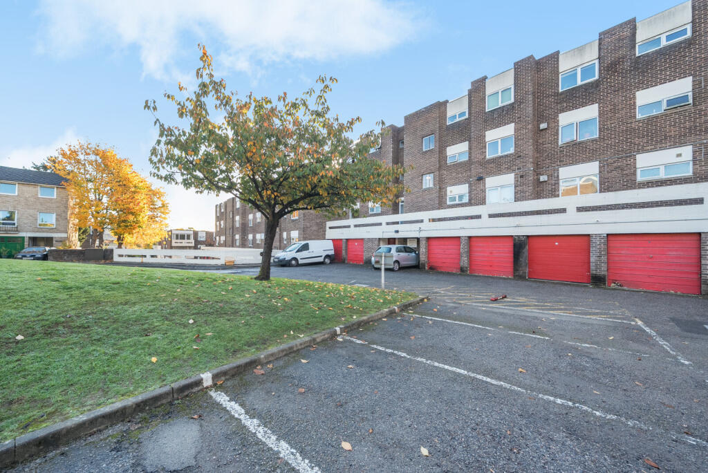 1371299-3-68f7426...