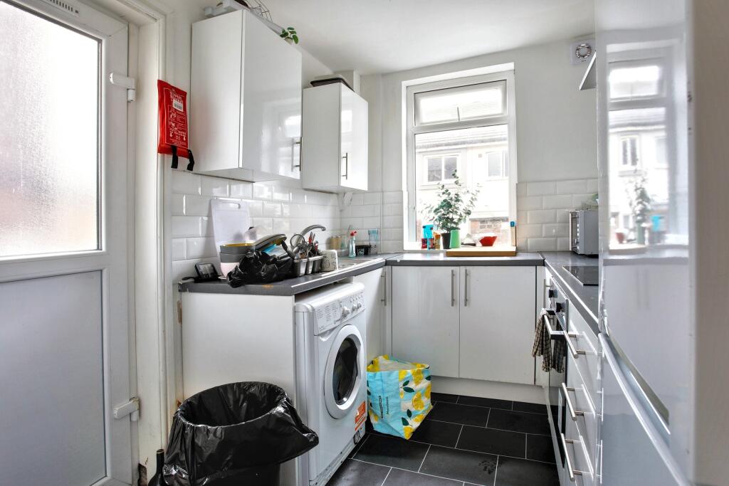 20250703100002_225-Horsedge-Street-17_L0I6X