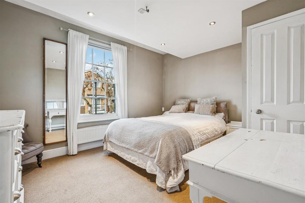 6 - 2025-11-17T113534.917.jpg