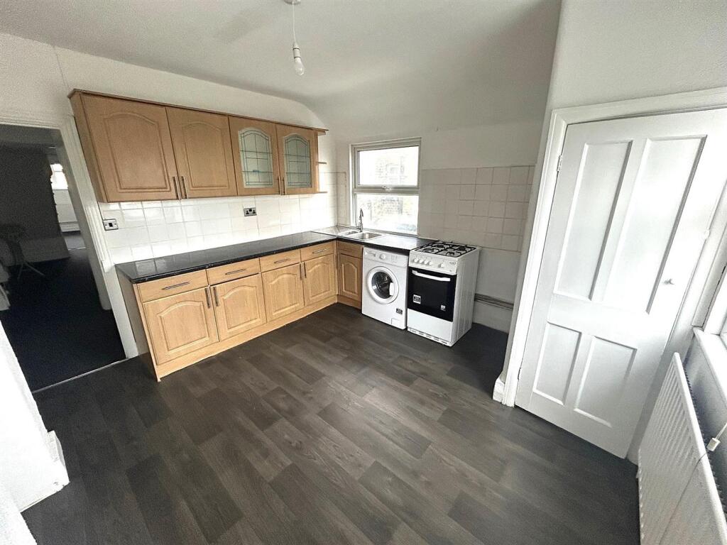 kitchen new.jpg