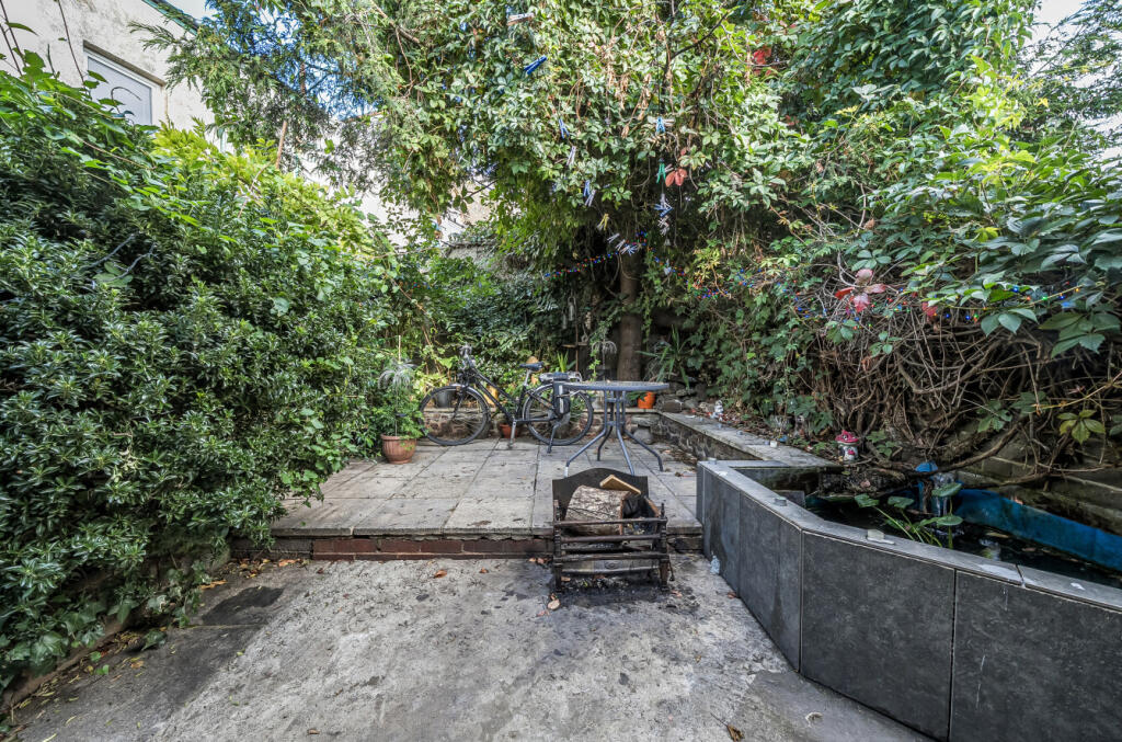 1345353-2-68af352...