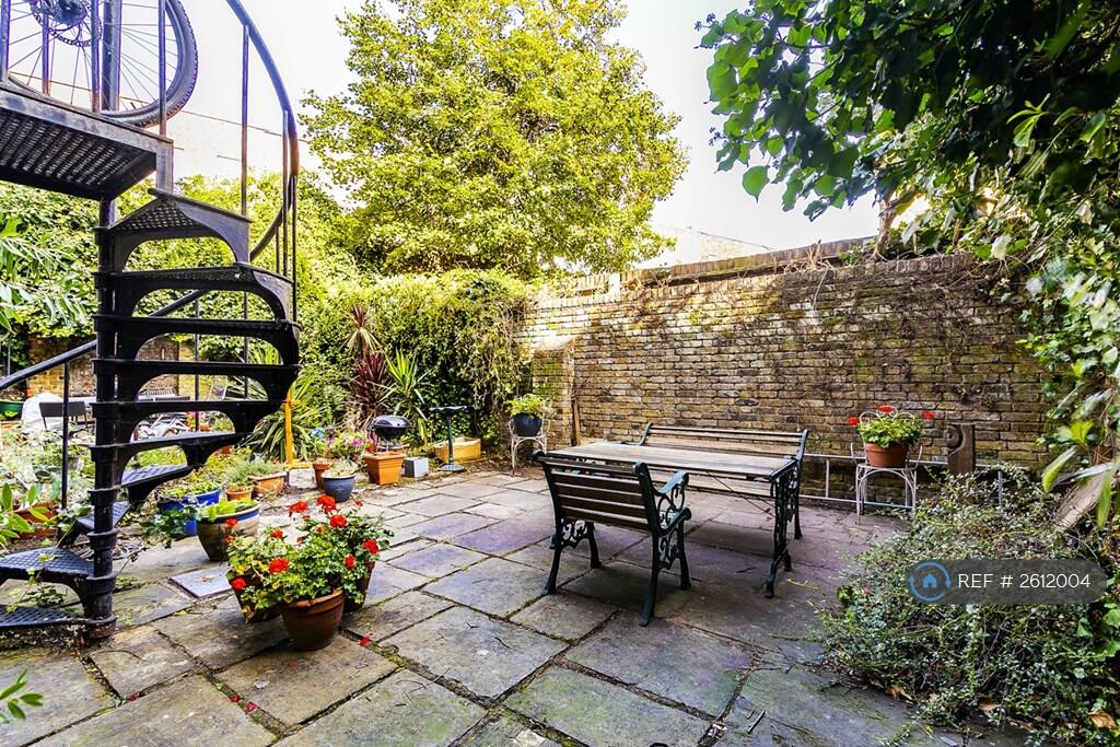 Rear Garden_1
